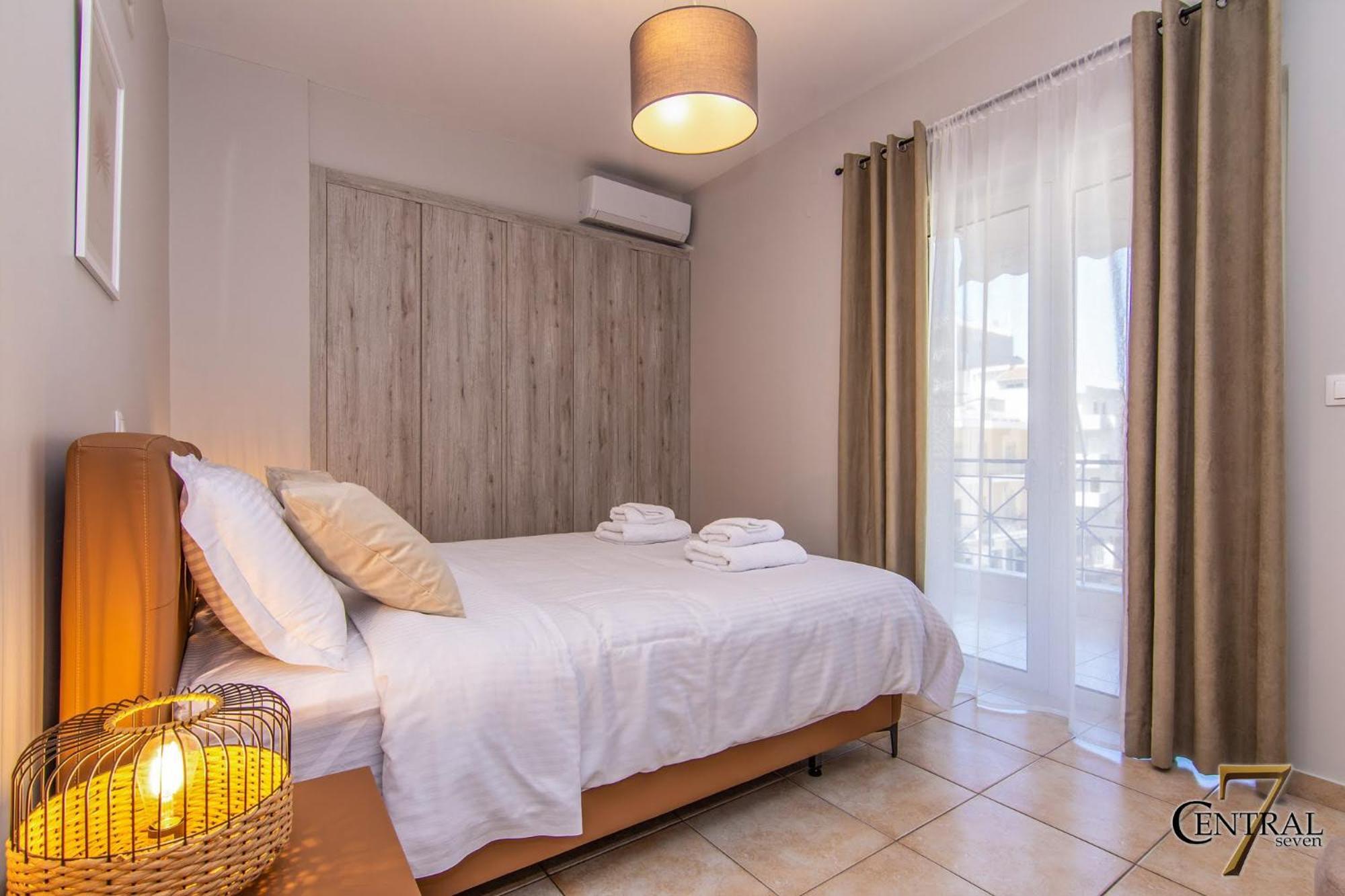 Central Seven Kalamata Dış mekan fotoğraf