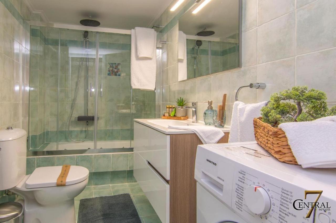 Central Seven Kalamata Dış mekan fotoğraf